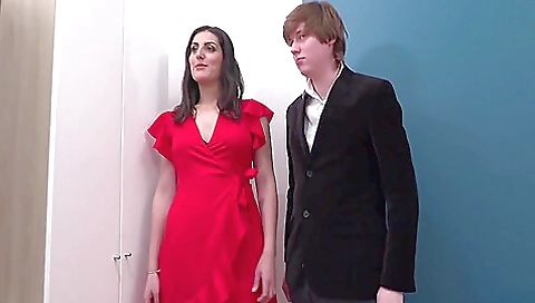 Cute French Milf, Big Cock Up Her Ass 16 Min