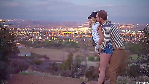 Aj Applegate Rica Rubia Recibe Un Duro Aj Applegate Rica Rubia Recibe Un Duro