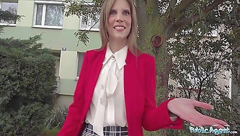 I Wanted This Milf To Show Me Her Tits And Ass In Public I Wanted This Milf To Show Me Her Tits And Ass In Public