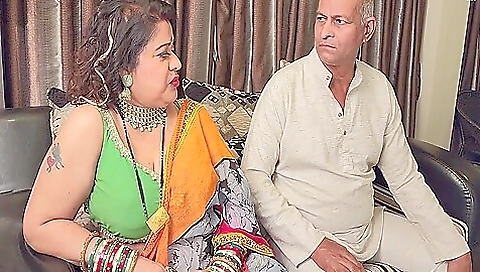 Chubby Desi Bahu Fucked By Harami Old Man.sasur Ji Desi Sex 33 Min