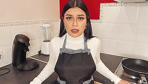 Gala Mv - Succubus Stepmommy