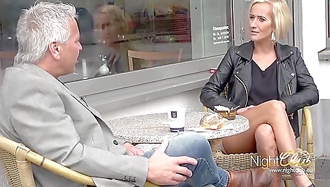 Milf Fuck Her Tinder Date, He Fucked Her Ass