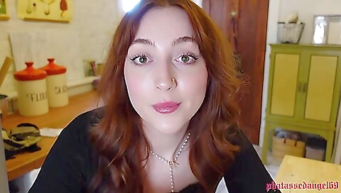 Stepmommy Claims You